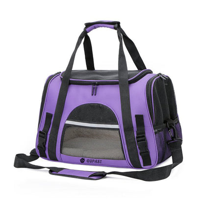 Car-mounted breathable pet carrier for outdoor use